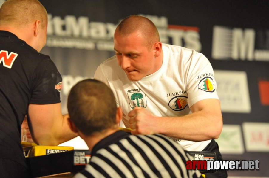 Mistrzostwa Polski 2011 - prawa reka # Siłowanie na ręce # Armwrestling # Armpower.net