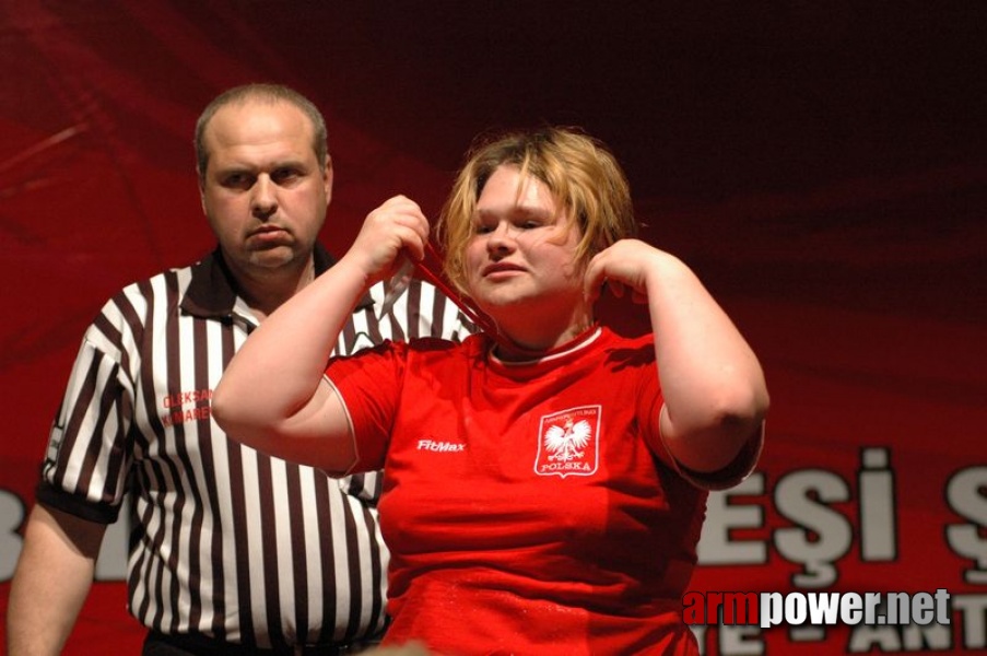 Europeans 2011 - Day 1 # Armwrestling # Armpower.net