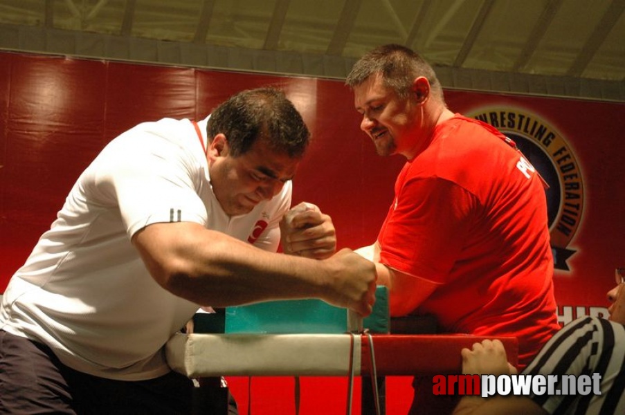 Europeans 2011 - Day 1 # Armwrestling # Armpower.net