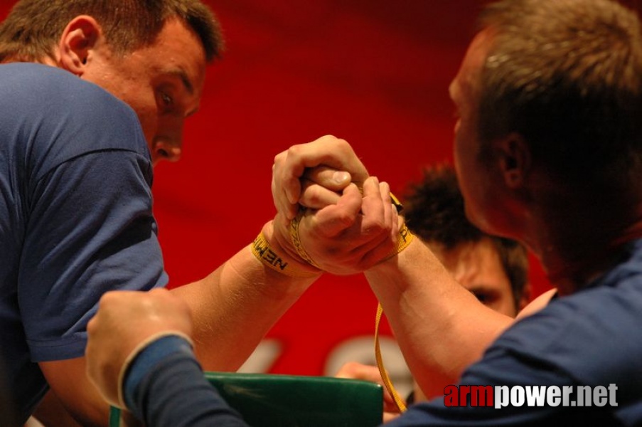 Europeans 2011 - Day 2 # Siłowanie na ręce # Armwrestling # Armpower.net