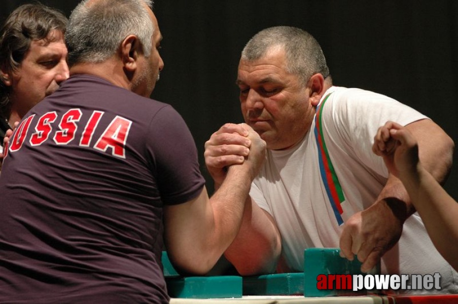 Europeans 2011 - Day 2 # Armwrestling # Armpower.net