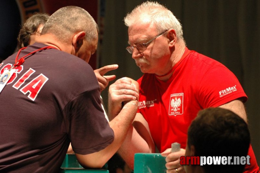 Europeans 2011 - Day 2 # Armwrestling # Armpower.net