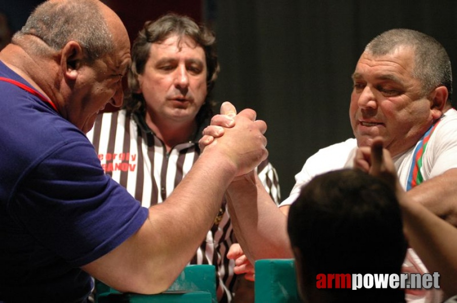 Europeans 2011 - Day 2 # Armwrestling # Armpower.net