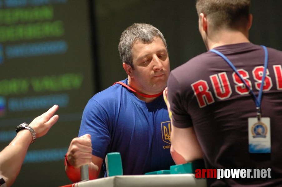 Europeans 2011 - Day 3 # Armwrestling # Armpower.net