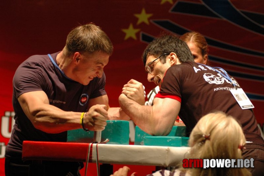 Europeans 2011 - Day 3 # Armwrestling # Armpower.net