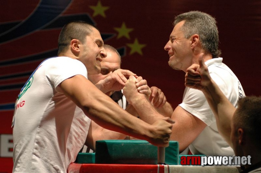 Europeans 2011 - Day 3 # Siłowanie na ręce # Armwrestling # Armpower.net