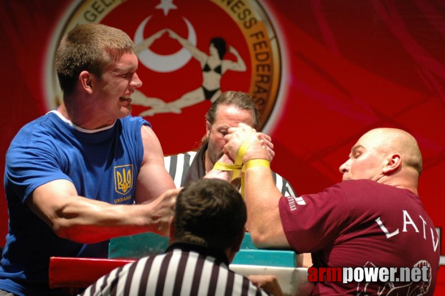 Europeans 2011 - Day 3 # Siłowanie na ręce # Armwrestling # Armpower.net