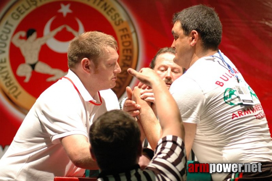 Europeans 2011 - Day 3 # Armwrestling # Armpower.net