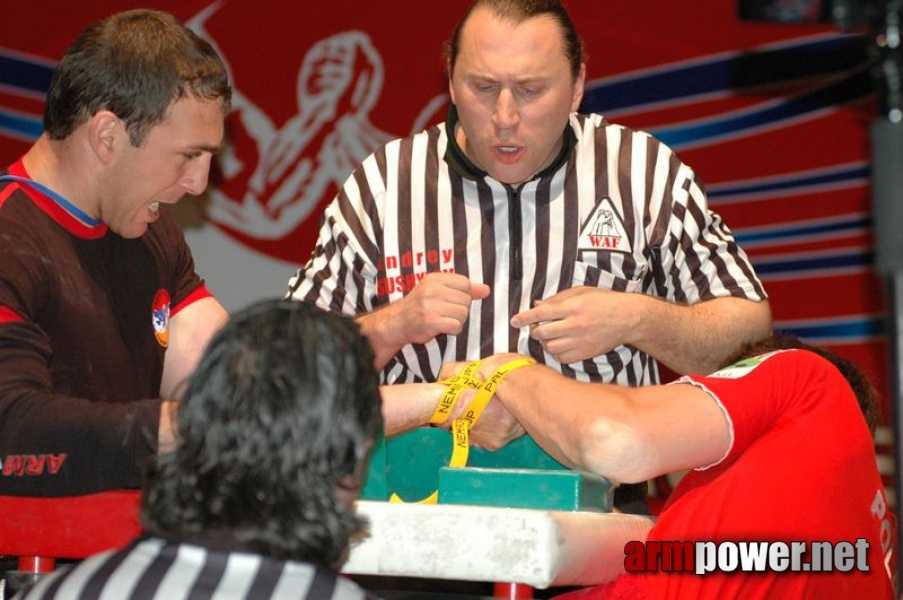 Europeans 2011 - Day 3 # Armwrestling # Armpower.net