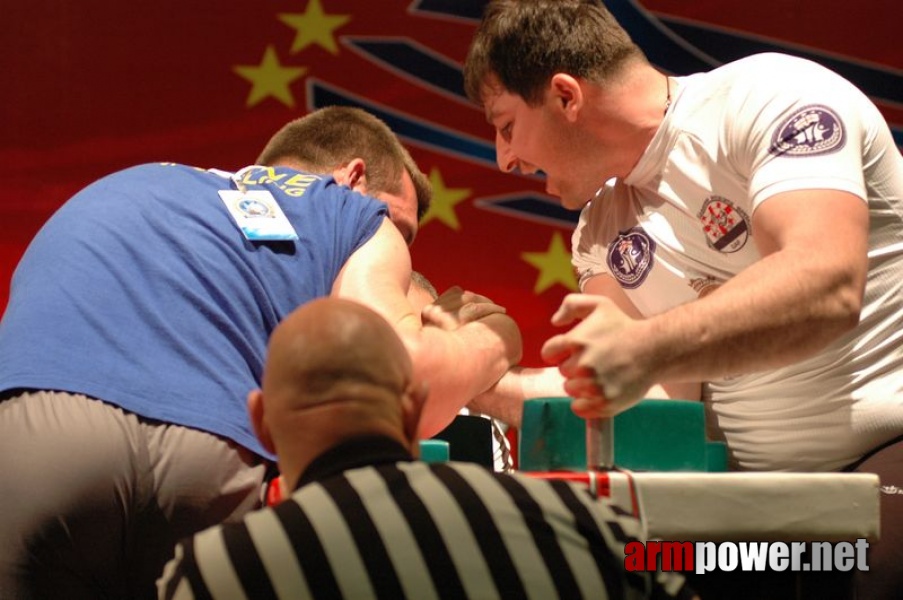 Europeans 2011 - Day 4 # Armwrestling # Armpower.net