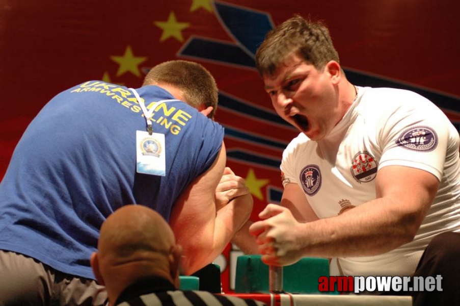 Europeans 2011 - Day 4 # Siłowanie na ręce # Armwrestling # Armpower.net