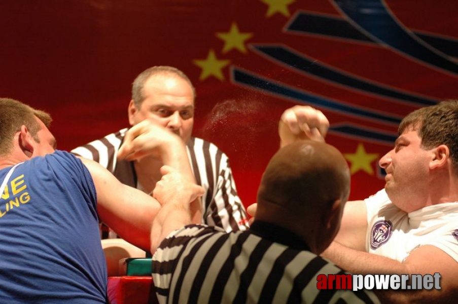 Europeans 2011 - Day 4 # Siłowanie na ręce # Armwrestling # Armpower.net