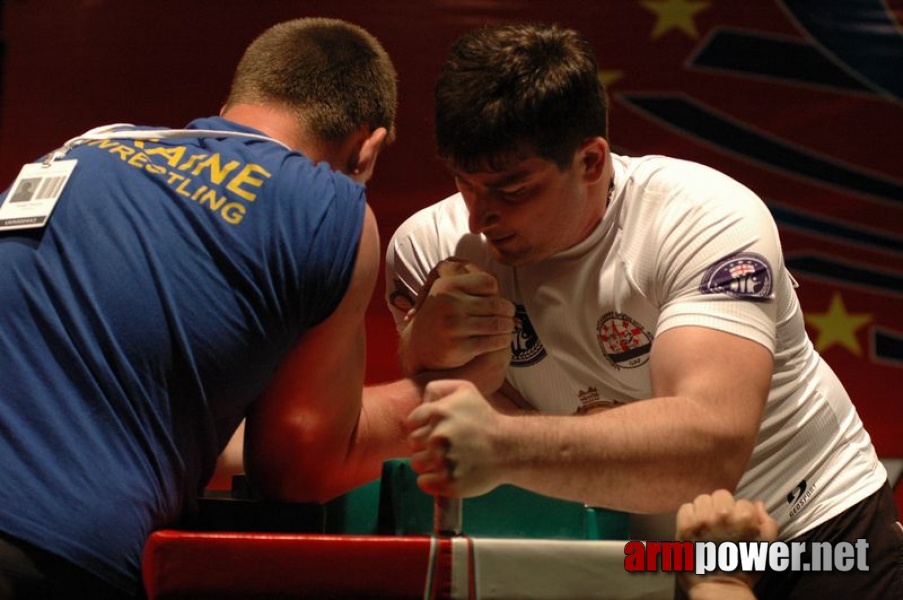 Europeans 2011 - Day 4 # Armwrestling # Armpower.net