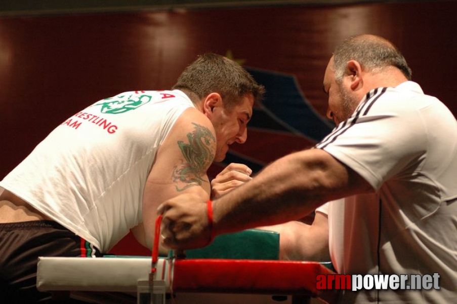 Europeans 2011 - Day 4 # Armwrestling # Armpower.net