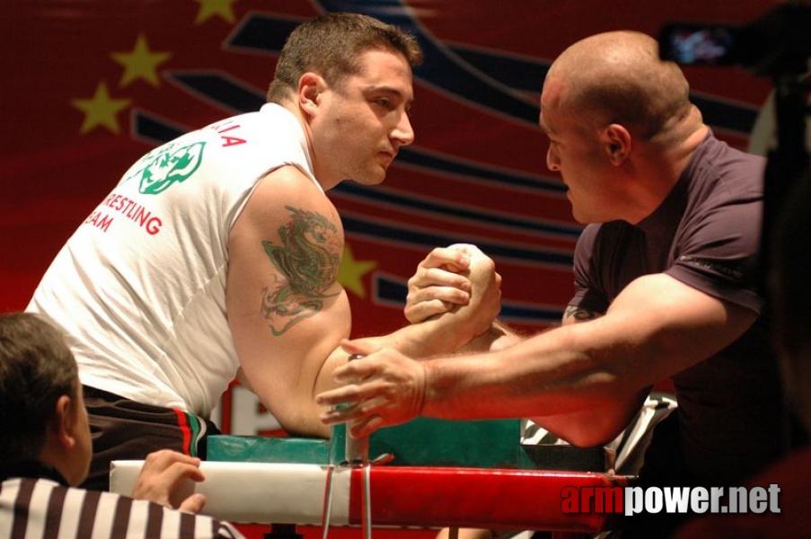 Europeans 2011 - Day 4 # Siłowanie na ręce # Armwrestling # Armpower.net