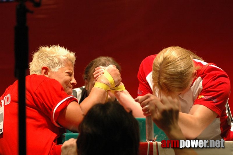 Europeans 2011 - Day 4 # Siłowanie na ręce # Armwrestling # Armpower.net