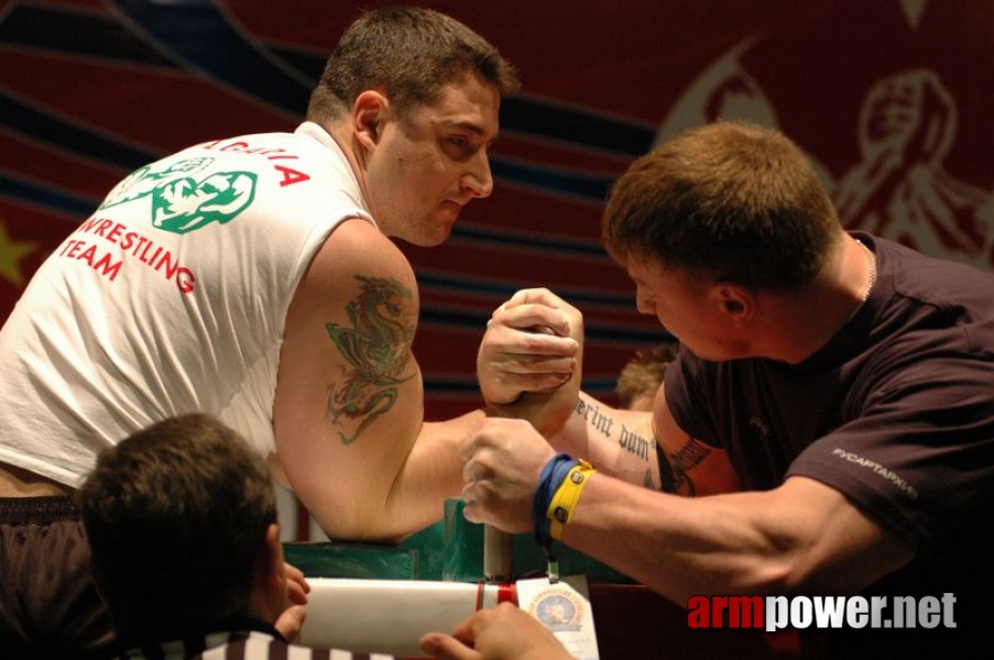 Europeans 2011 - Day 4 # Armwrestling # Armpower.net