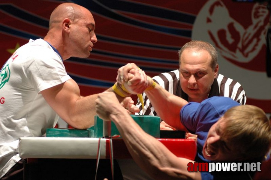 Europeans 2011 - Day 4 # Armwrestling # Armpower.net