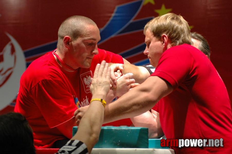 Europeans 2011 - Day 4 # Armwrestling # Armpower.net