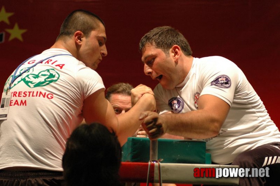 Europeans 2011 - Day 4 # Armwrestling # Armpower.net