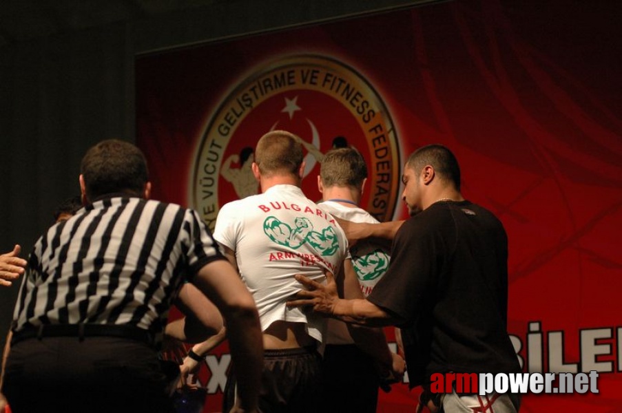 Europeans 2011 - Day 4 # Armwrestling # Armpower.net