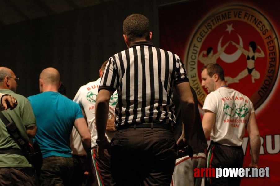 Europeans 2011 - Day 4 # Armwrestling # Armpower.net