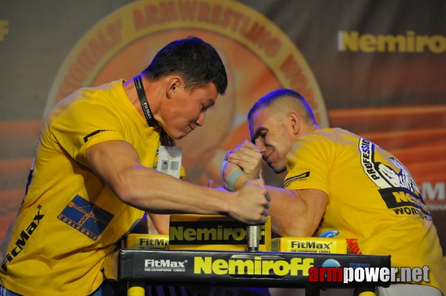 Nemiroff  2011 - Left Hand # Armwrestling # Armpower.net