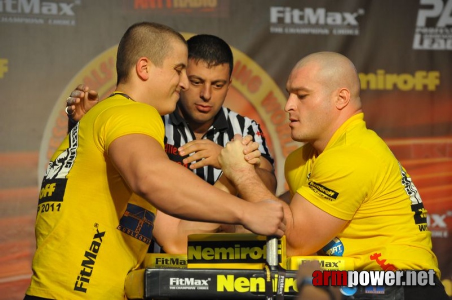 Nemiroff  2011 - Left Hand # Armwrestling # Armpower.net