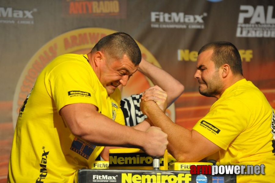 Nemiroff  2011 - Left Hand # Siłowanie na ręce # Armwrestling # Armpower.net