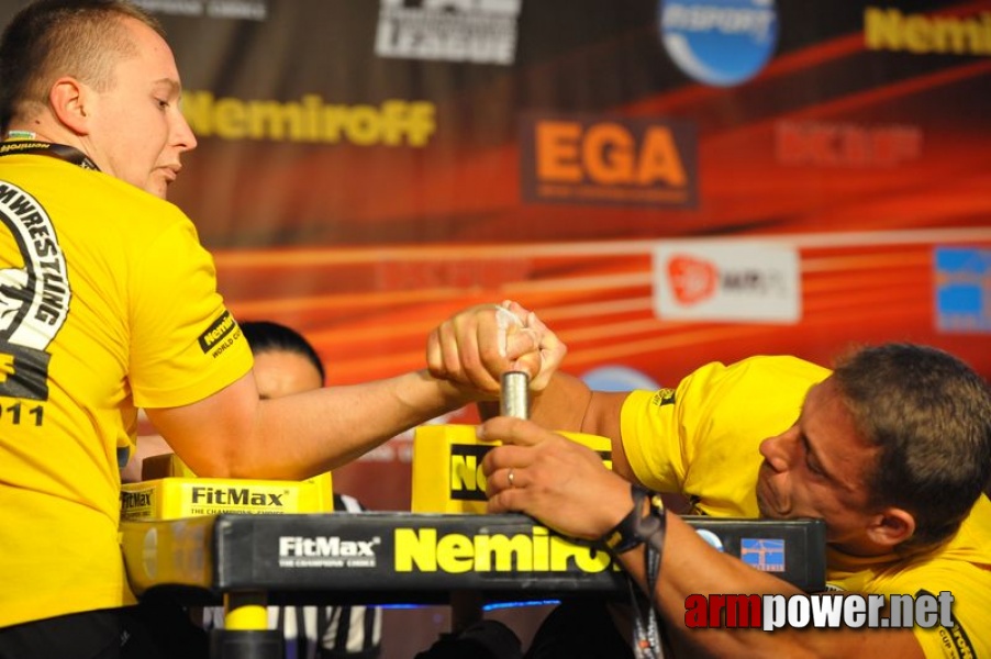 Nemiroff  2011 - Right Hand # Armwrestling # Armpower.net