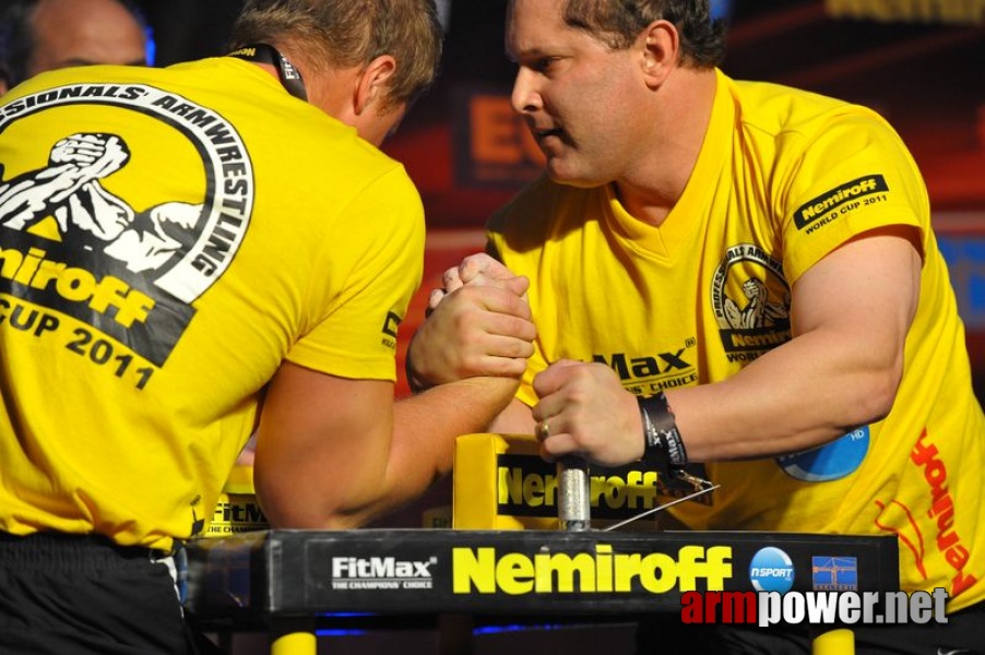 Nemiroff  2011 - Right Hand # Armwrestling # Armpower.net