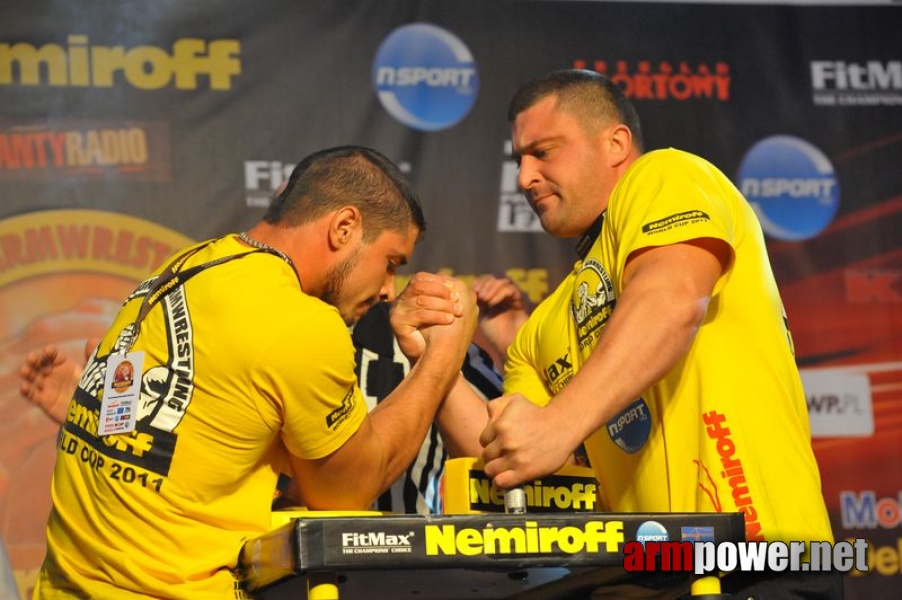 Nemiroff  2011 - Right Hand # Armwrestling # Armpower.net