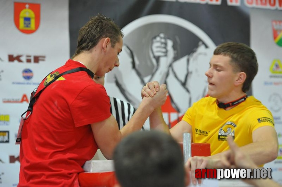 Debiuty 2011 - Stare Miasto # Armwrestling # Armpower.net