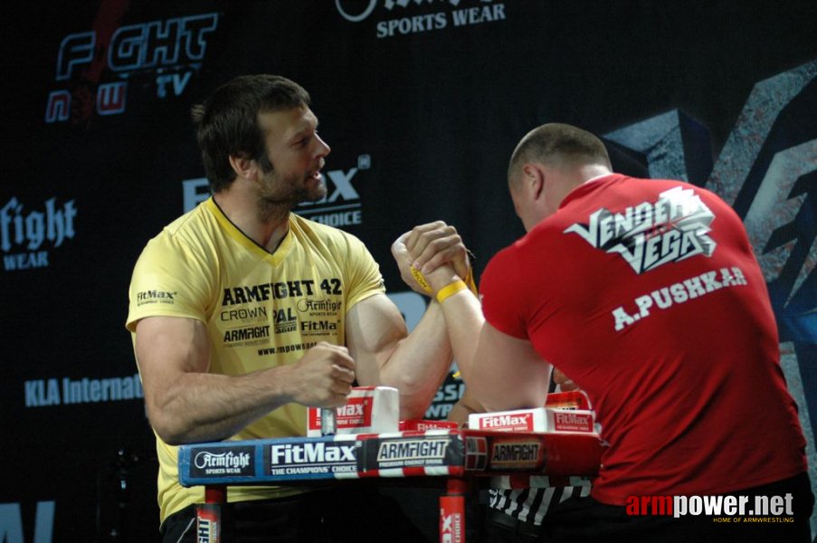 Armfight #42 - Vendetta in Vegas # Armwrestling # Armpower.net