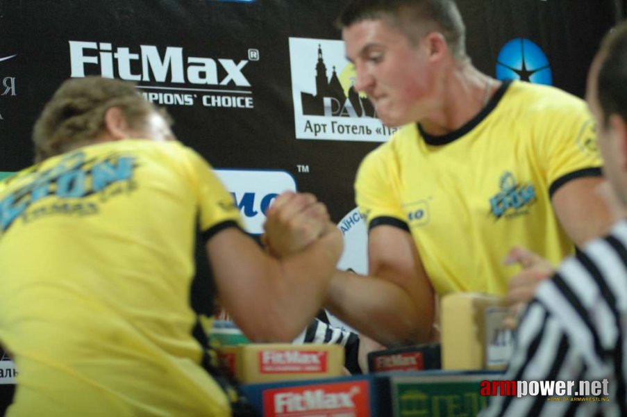 Lion Cup 2012 - Fitmax Challenge # Siłowanie na ręce # Armwrestling # Armpower.net