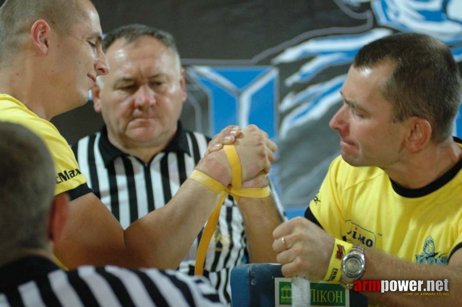 Lion Cup 2012 - Fitmax Challenge # Armwrestling # Armpower.net