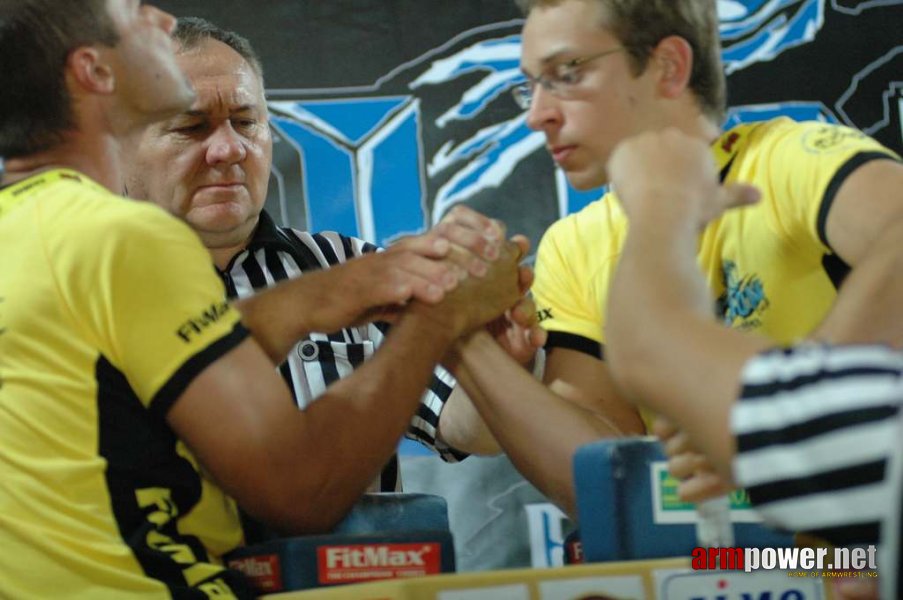 Lion Cup 2012 - Fitmax Challenge # Siłowanie na ręce # Armwrestling # Armpower.net