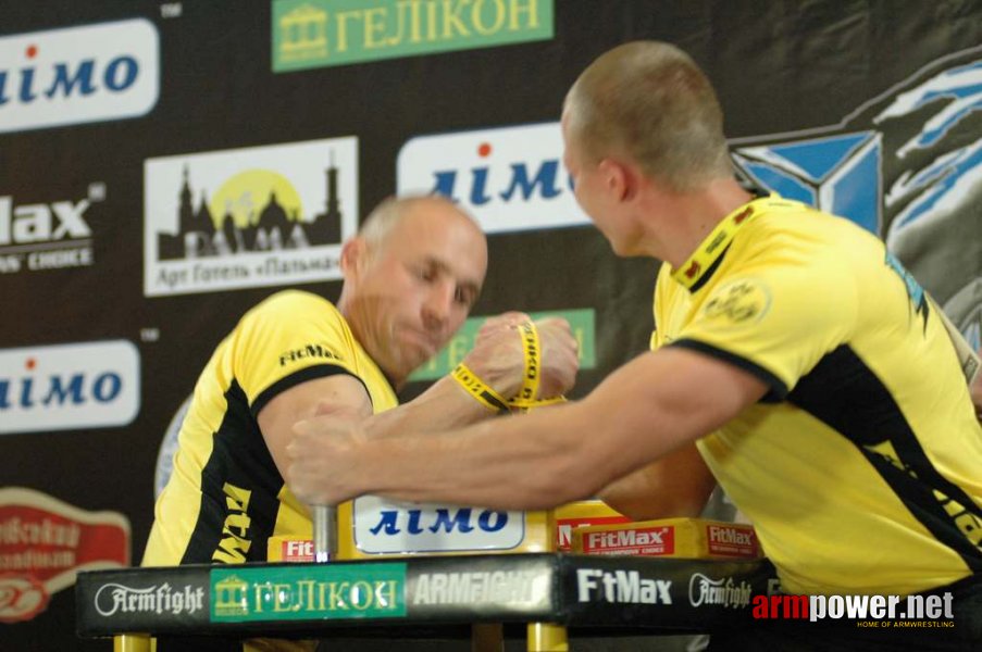 Lion Cup 2012 - Fitmax Challenge # Siłowanie na ręce # Armwrestling # Armpower.net