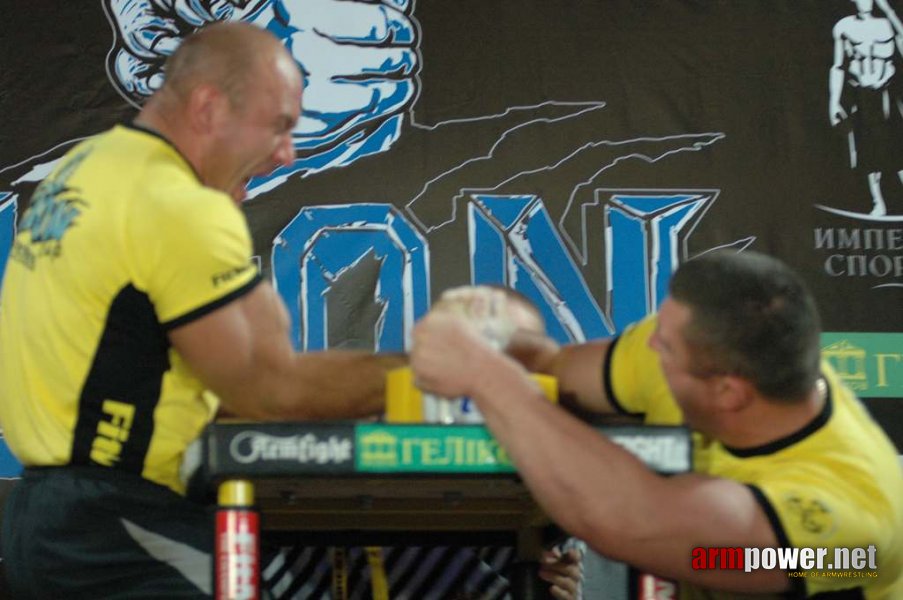 Lion Cup 2012 - Fitmax Challenge # Armwrestling # Armpower.net