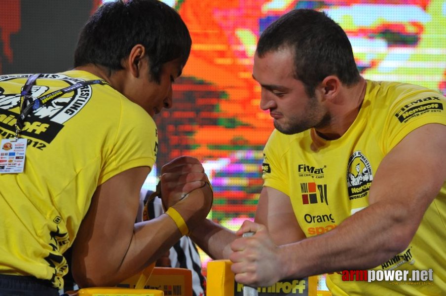 Nemiroff 2012 - Right Hand # Armwrestling # Armpower.net