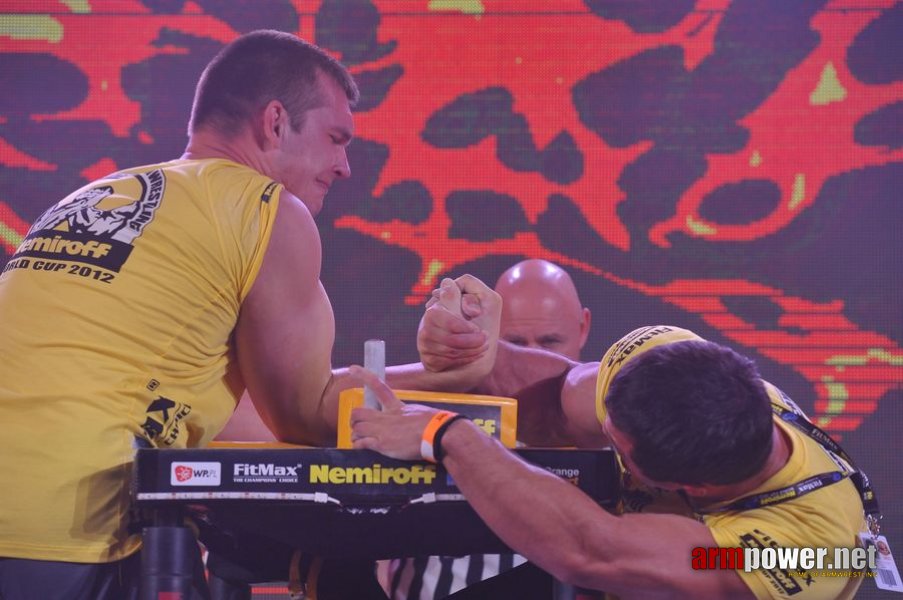 Nemiroff 2012 - Right Hand # Armwrestling # Armpower.net