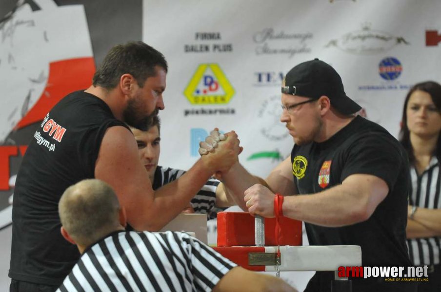 Debiuty 2012 - Stare Miasto # Armwrestling # Armpower.net