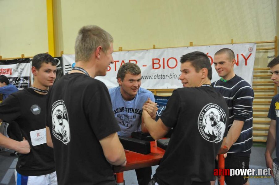 Debiuty 2012 - Stare Miasto # Siłowanie na ręce # Armwrestling # Armpower.net