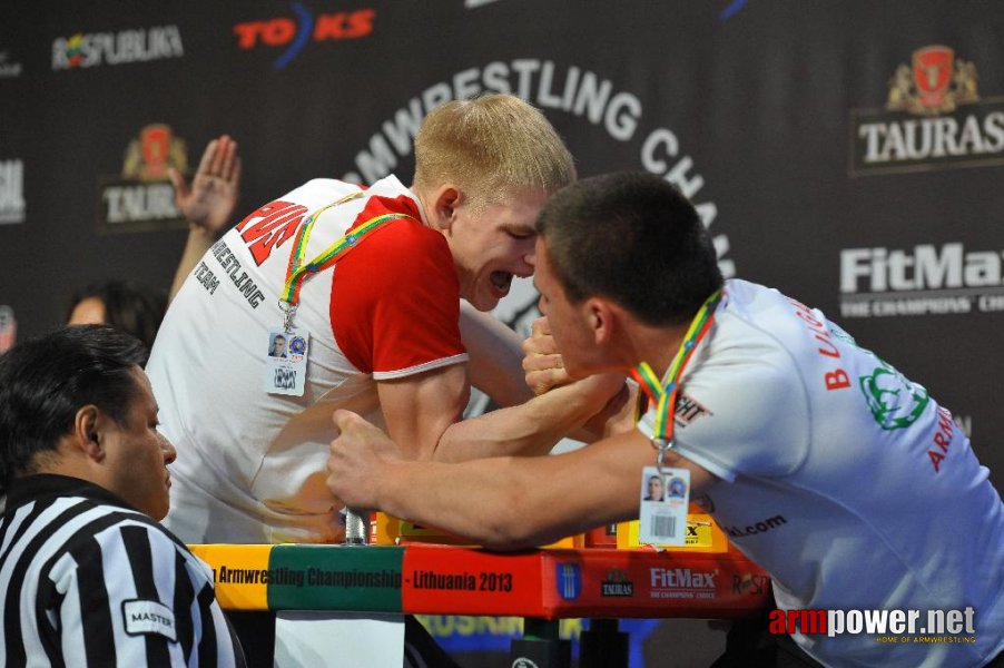 Euroarm 2013 - day 2 - right hand junior, masters, disabled # Armwrestling # Armpower.net