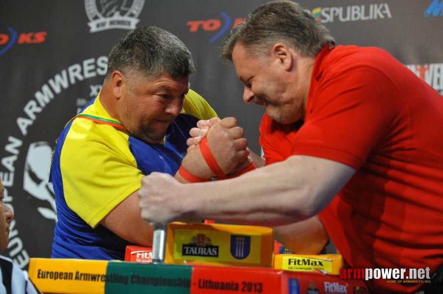 Euroarm 2013 - day 2 - right hand junior, masters, disabled # Siłowanie na ręce # Armwrestling # Armpower.net