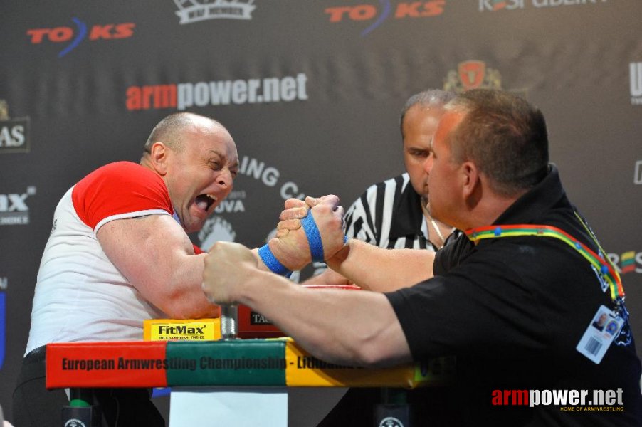 Euroarm 2013 - day 2 - right hand junior, masters, disabled # Armwrestling # Armpower.net