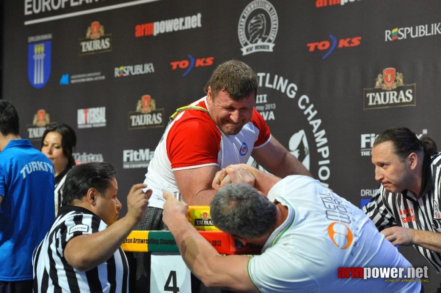 Euroarm 2013 - day 2 - right hand junior, masters, disabled # Armwrestling # Armpower.net