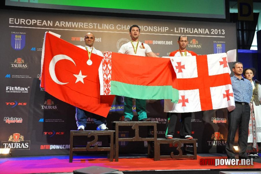 Euroarm 2013 - day 2 - right hand junior, masters, disabled # Armwrestling # Armpower.net