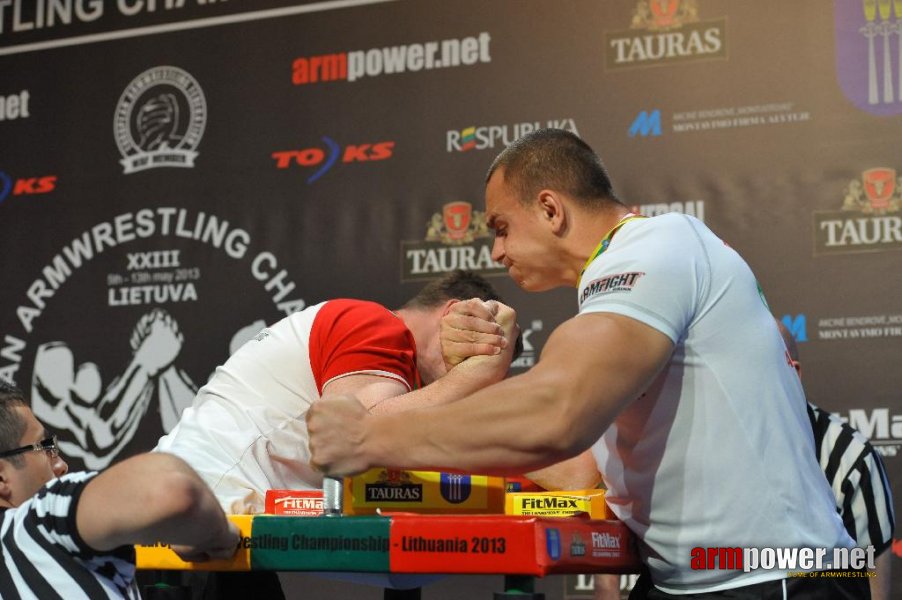 Euroarm 2013 - day 2 - right hand junior, masters, disabled # Armwrestling # Armpower.net