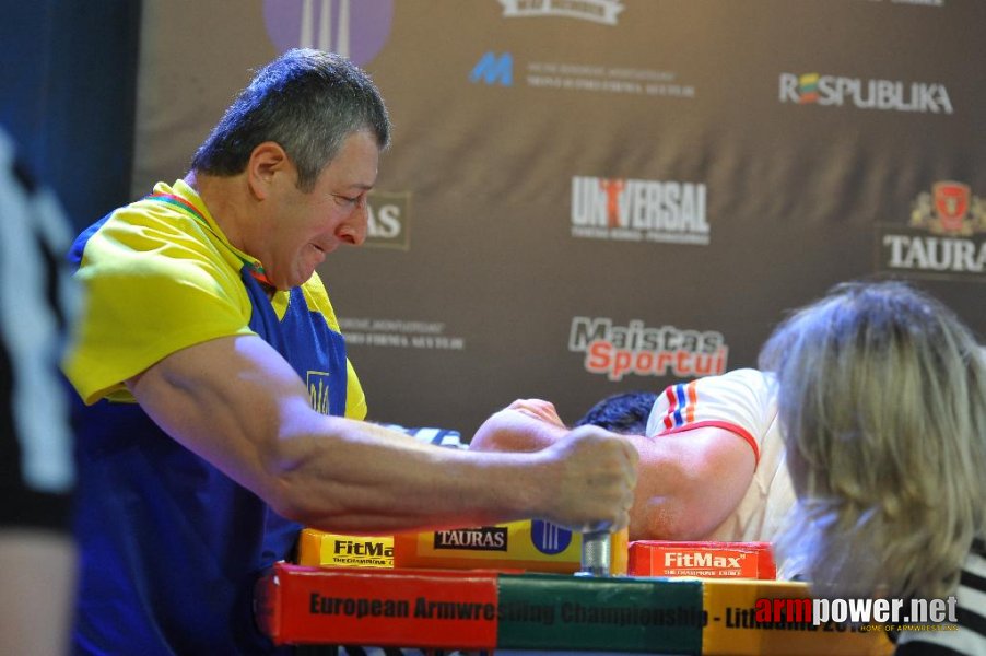 Euroarm 2013 - day 3 - left hand juniors 21, seniors # Armwrestling # Armpower.net